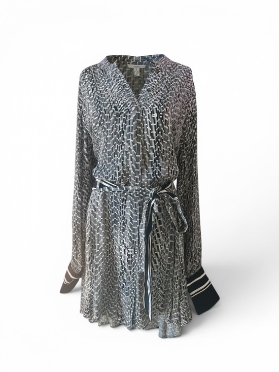 Reiss Dresses & Skirts - Reiss Laria Flippy Mini Dress -Black & White Printed Long-Sleeve Tie-Waist Dress
